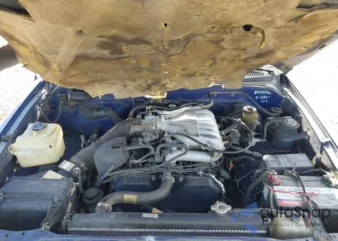 1996 Toyota Tacoma Xtracab z USA, uszkodzony, nr VIN 4TAVN52N3TZ143758